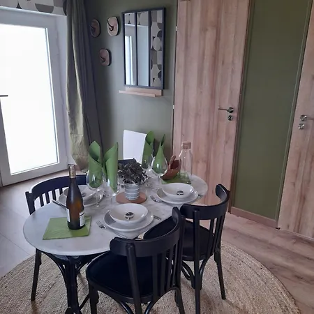 Apartment Le Logis D'emerance