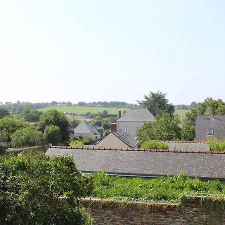 Apartment Le Logis D'emerance