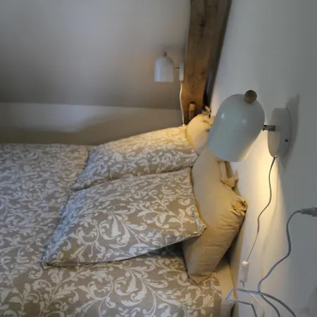Apartment Le Logis D'emerance La Poueze